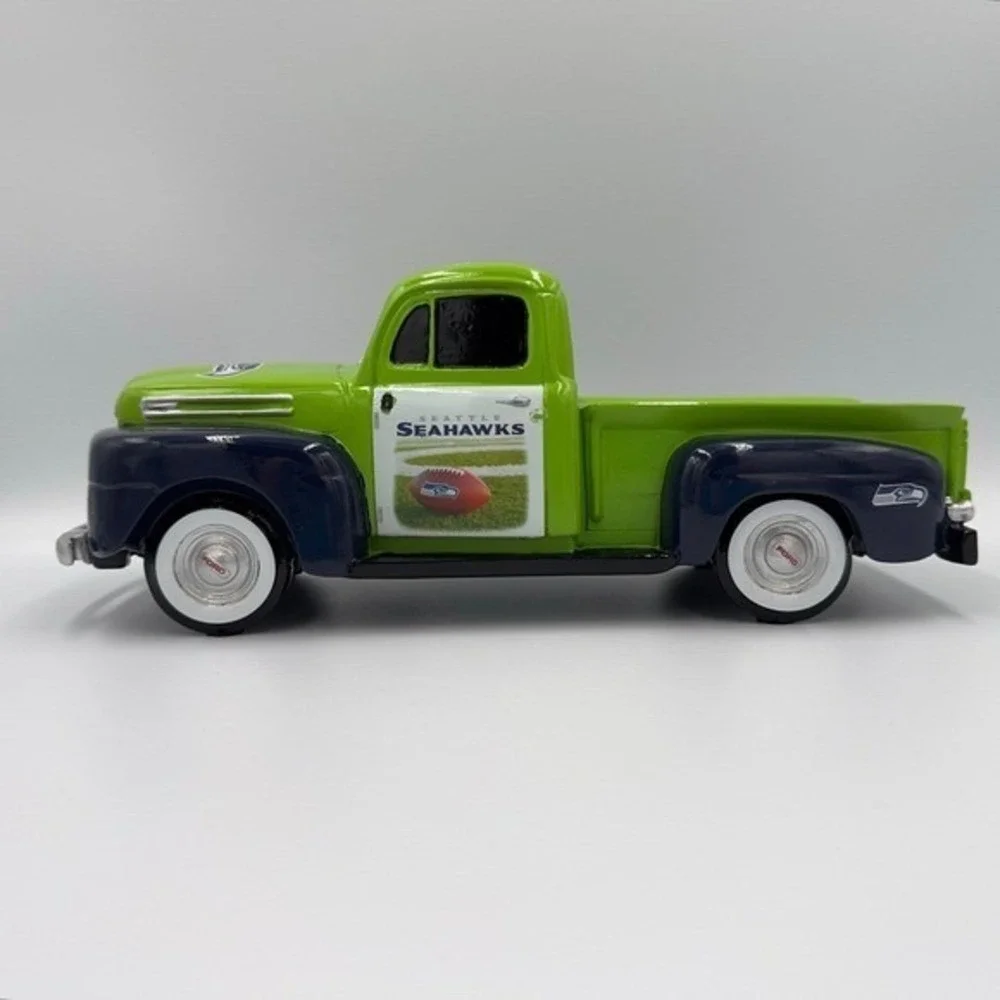 Limited Ed. Hamilton Collection SeattleSeahawks 1948 Ford Pickup Truck Sculpture